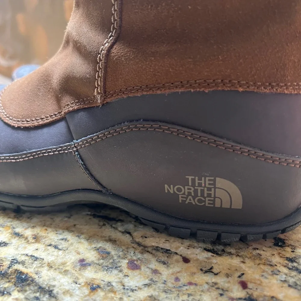 The North Face Anna Purna Brown Suede Primaloft Insulated Tall Winter Boots 7.5